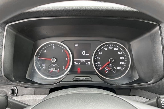 Volkswagen Crafter 10 of 14