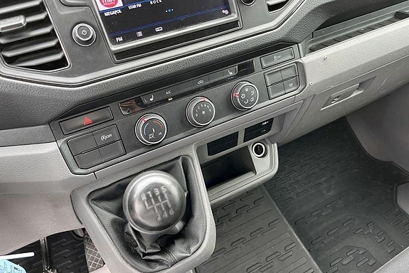 Volkswagen Crafter 12 of 14