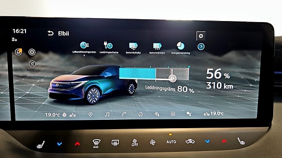 Nissan Leaf 16 of 17