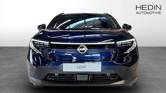 Nissan Leaf 4 of 5