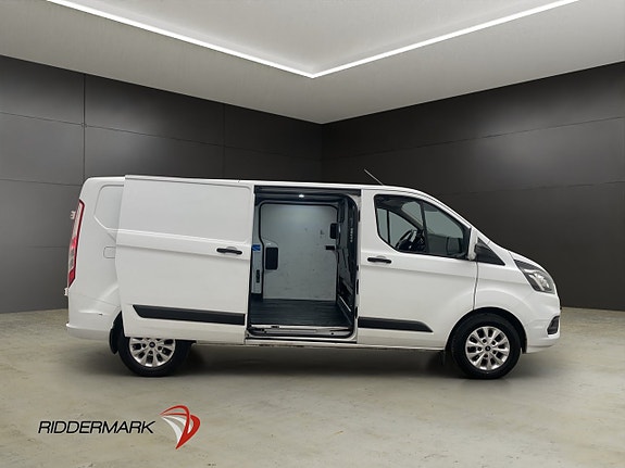Ford Transit Custom 12 of 30
