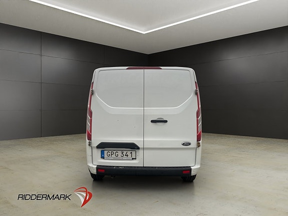 Ford Transit Custom 8 of 30