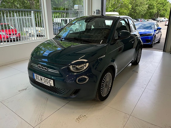 Fiat 500e 2 of 5