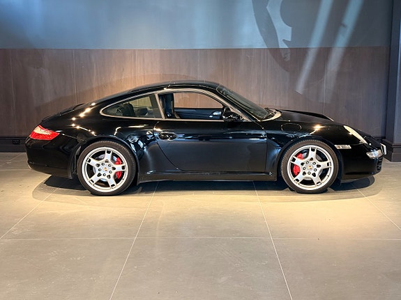 Porsche 911 Carrera S 8 of 25