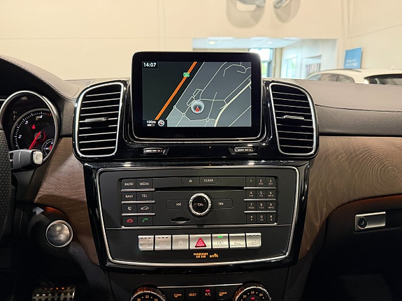 Mercedes-Benz GLE350 d 18 of 25