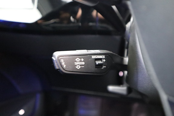 Audi e-tron 20 of 26