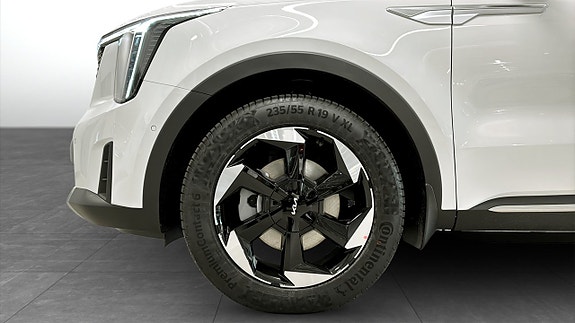 Kia Sorento 9 of 23