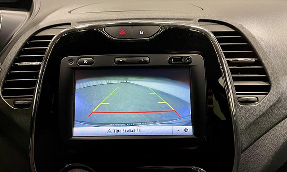 Renault Captur 13 of 23
