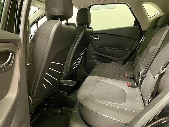 Renault Captur 19 of 23