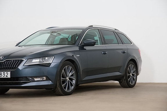 Skoda Superb 2 of 5
