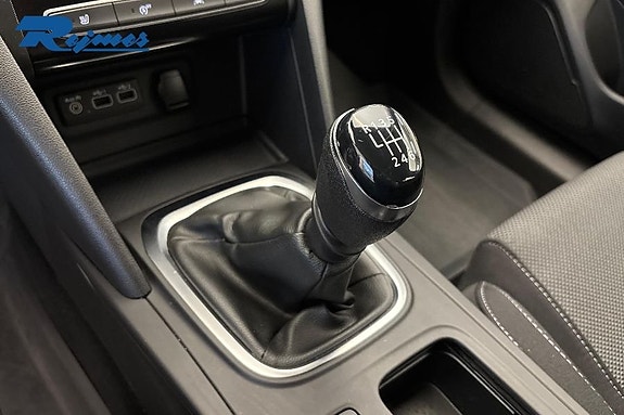 Renault Megane IV 15 of 19