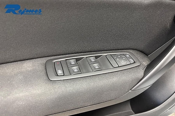 Renault Megane IV 19 of 19