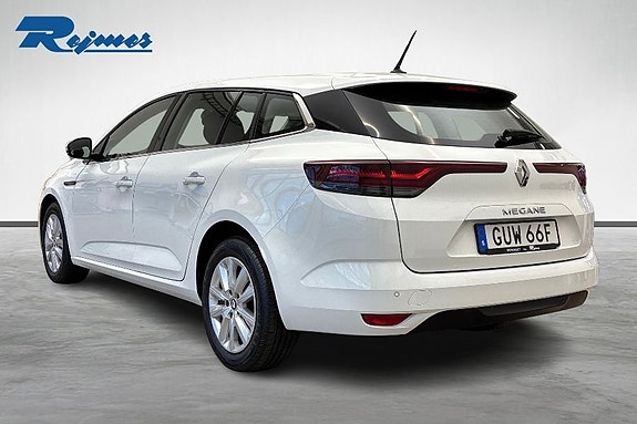 Renault Megane IV 2 of 19