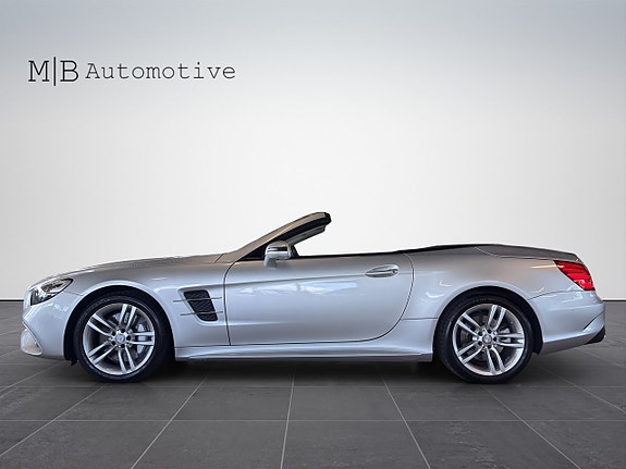 Mercedes-Benz SL500 3 of 5