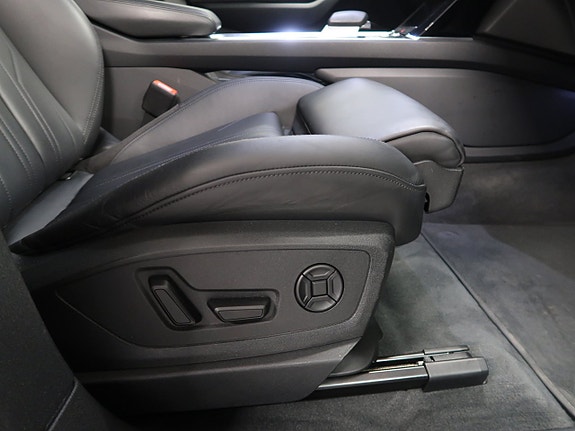 Audi e-tron Sportback 22 of 30