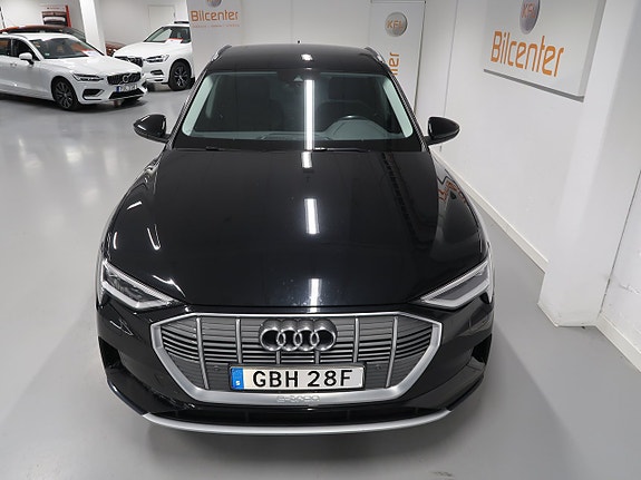 Audi e-tron Sportback 12 of 30