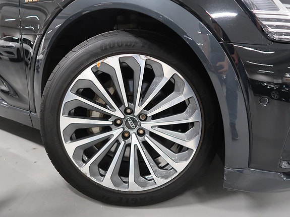 Audi e-tron Sportback 13 of 30