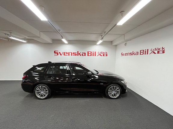 BMW 330e 7 of 22