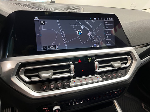 BMW 330e 15 of 22