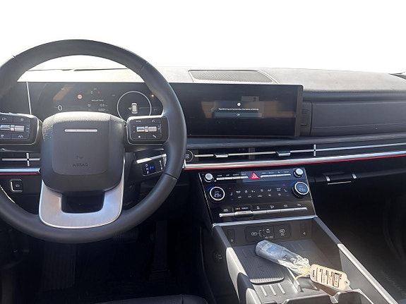 Hyundai Santa Fe 8 of 9