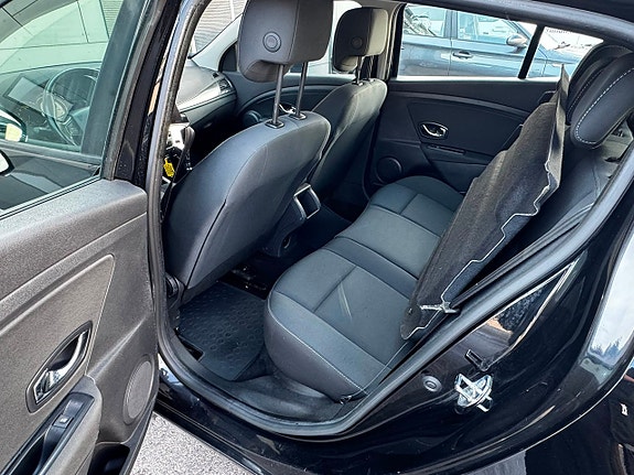 Renault Megane 18 of 18