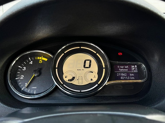 Renault Megane 13 of 18