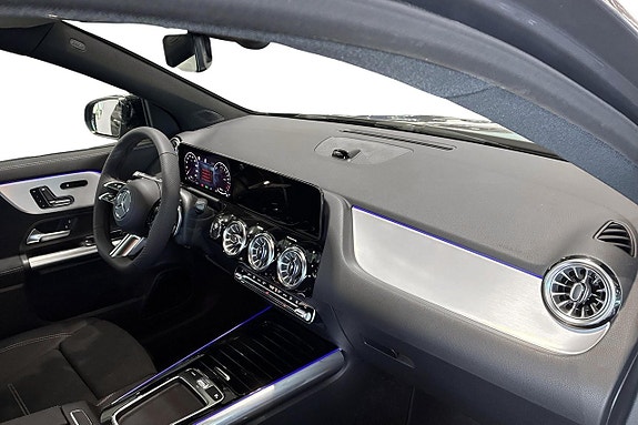 Mercedes-Benz GLA250 e 10 of 11
