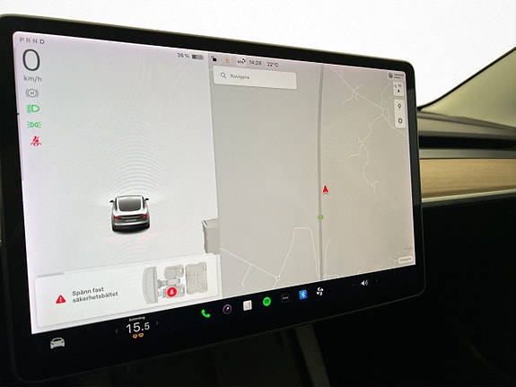 Tesla Model 3 17 of 30