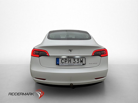 Tesla Model 3 8 of 30