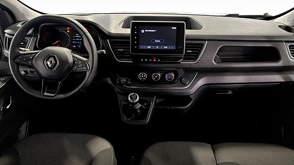 Renault Trafic 4 of 12