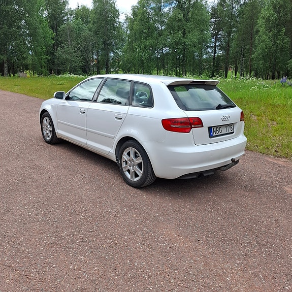 Audi A3 3 of 5