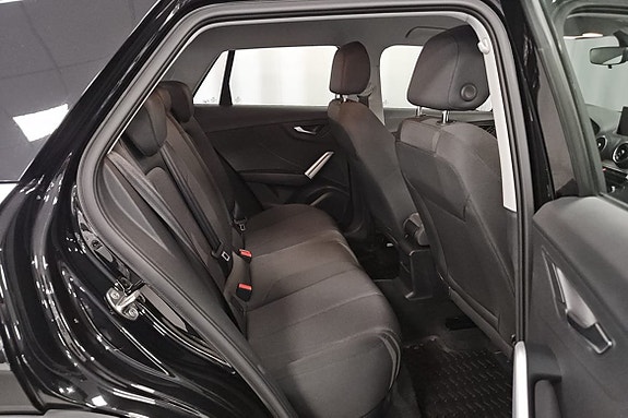 Audi Q2 8 of 10
