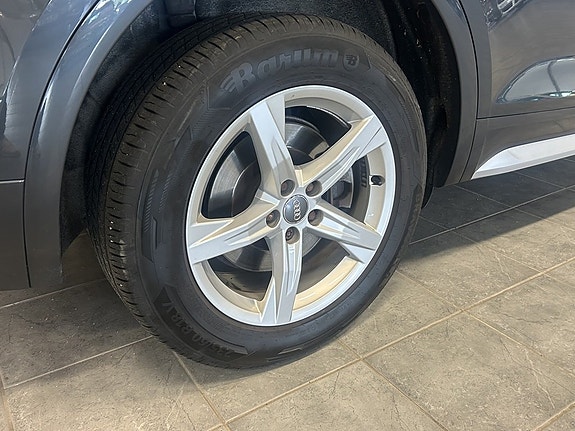 Audi Q5 3 of 5