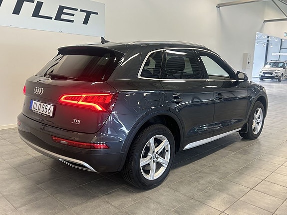 Audi Q5 4 of 5