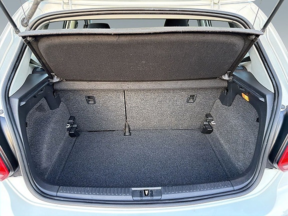 Volkswagen Polo 8 of 8