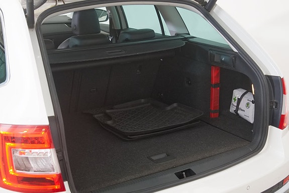 Skoda Octavia Scout 20 of 20