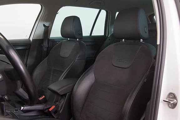 Skoda Octavia Scout 9 of 20