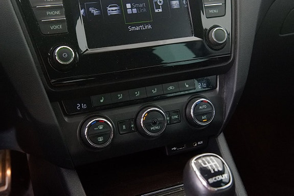 Skoda Octavia Scout 15 of 20