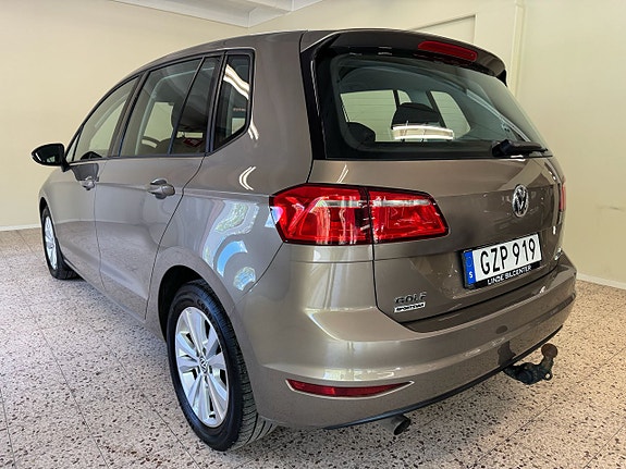 Volkswagen Golf-Serie 4 of 13