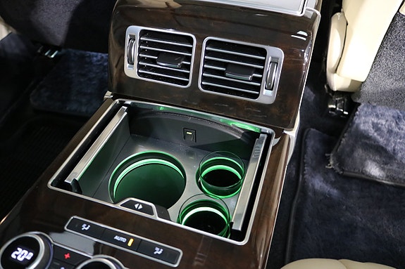 Land Rover Range Rover 18 of 27
