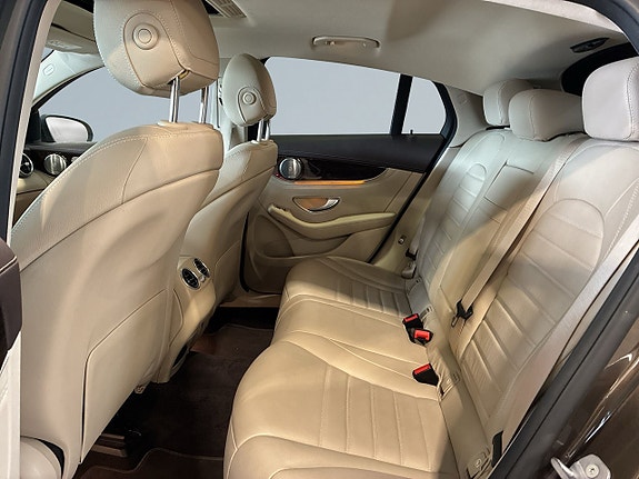 Mercedes-Benz GLC250 d 11 of 24