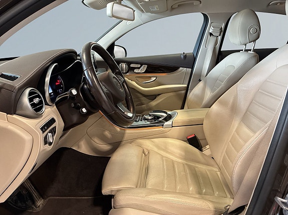 Mercedes-Benz GLC250 d 7 of 24