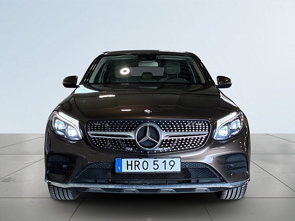 Mercedes-Benz GLC250 d 2 of 5