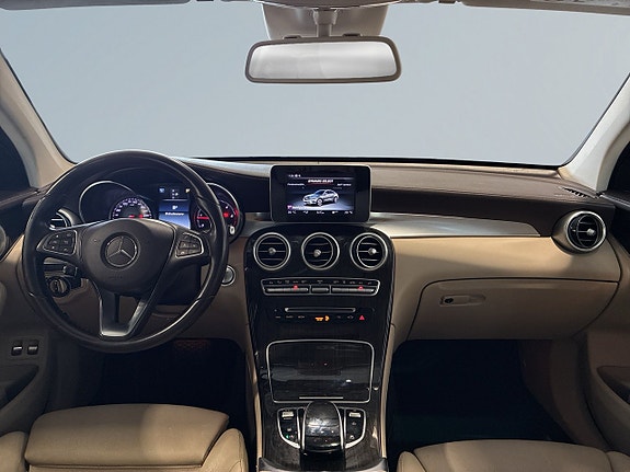 Mercedes-Benz GLC250 d 8 of 24