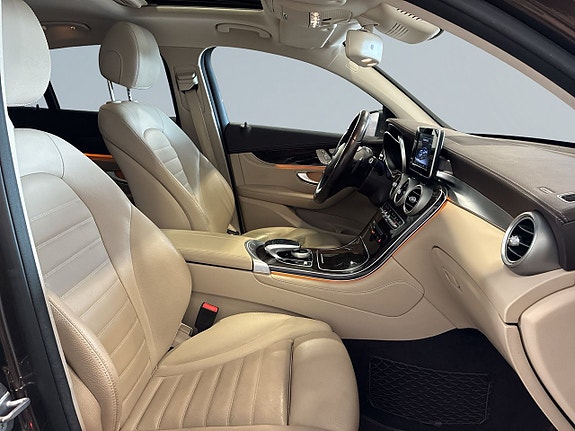 Mercedes-Benz GLC250 d 9 of 24