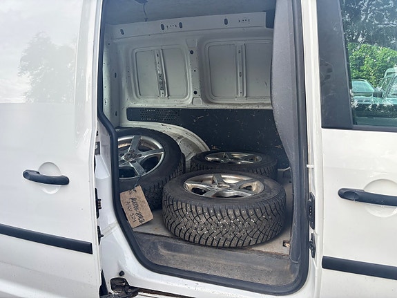 Volkswagen Caddy 9 of 9