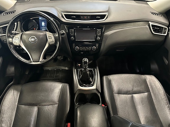 Nissan X-Trail 7 of 15