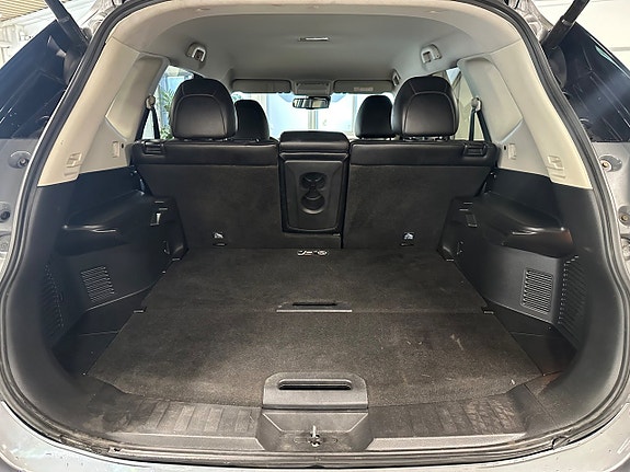 Nissan X-Trail 5 of 5