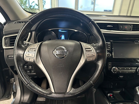 Nissan X-Trail 11 of 15