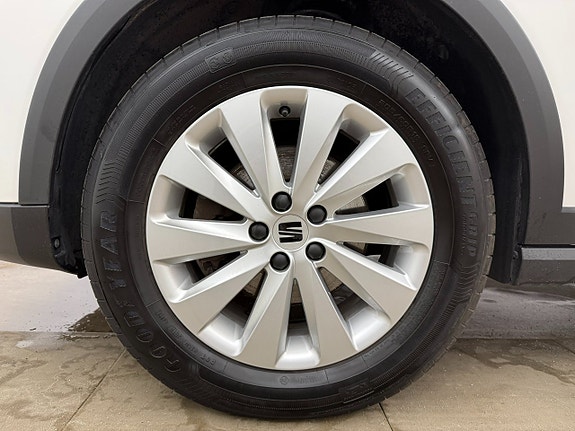 Seat Arona 11 of 22